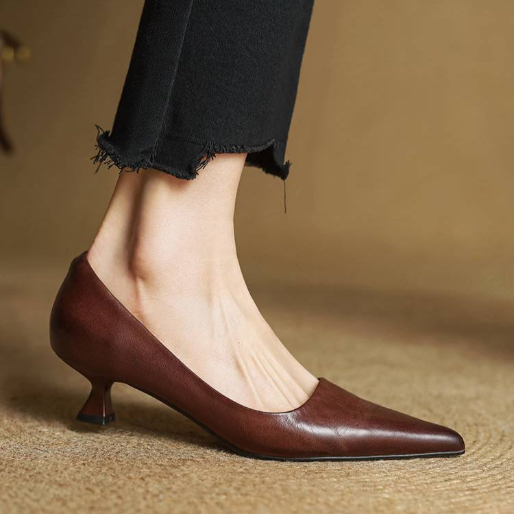 Isabella™ Court Shoes in Genuine Leather