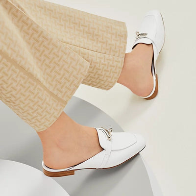 SERENA | Refined mules with an elegant and timeless style